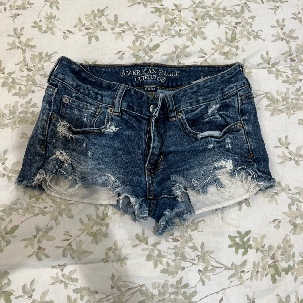 AE shorts